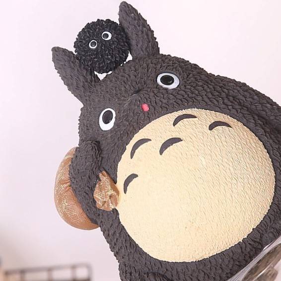Tirelire manga Mon voisin Totoro – Totoro avec baluchon Tirelire manga